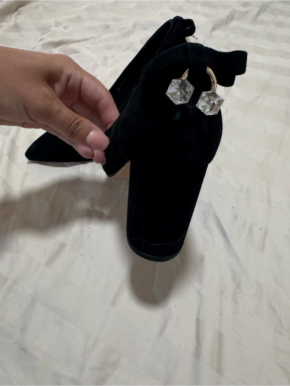 N/A elegant black